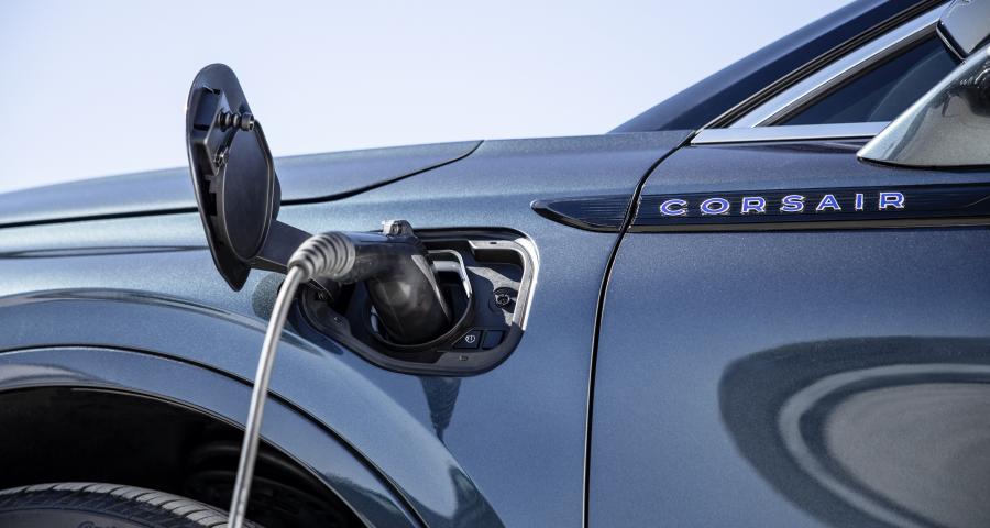 Детали экстерьера Lincoln Corsair Grand Touring 2020 года  (фото 6 из 22)